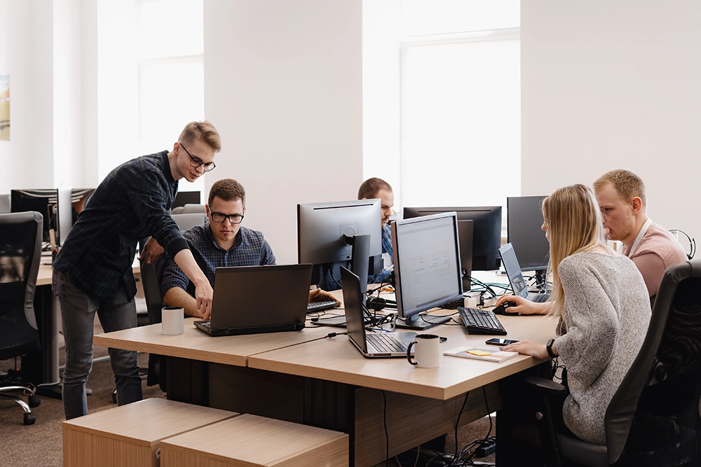 Integración de soporte IT: modelos colaborativos con equipos internos y proveedores externos